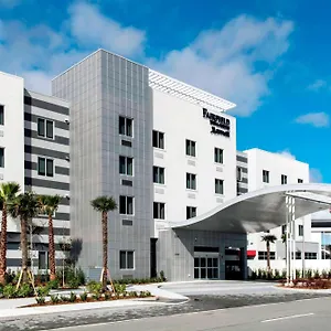 fairfield-inn-suites-daytona-beach-speedway-airport.thedaytonabeachhotels.com/